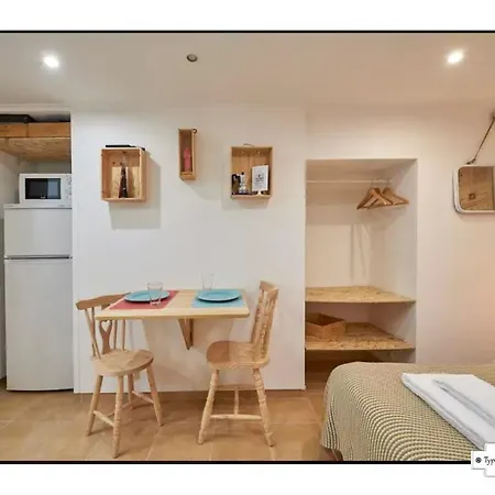 Apartamento Garrafeira, Typical Lisboa